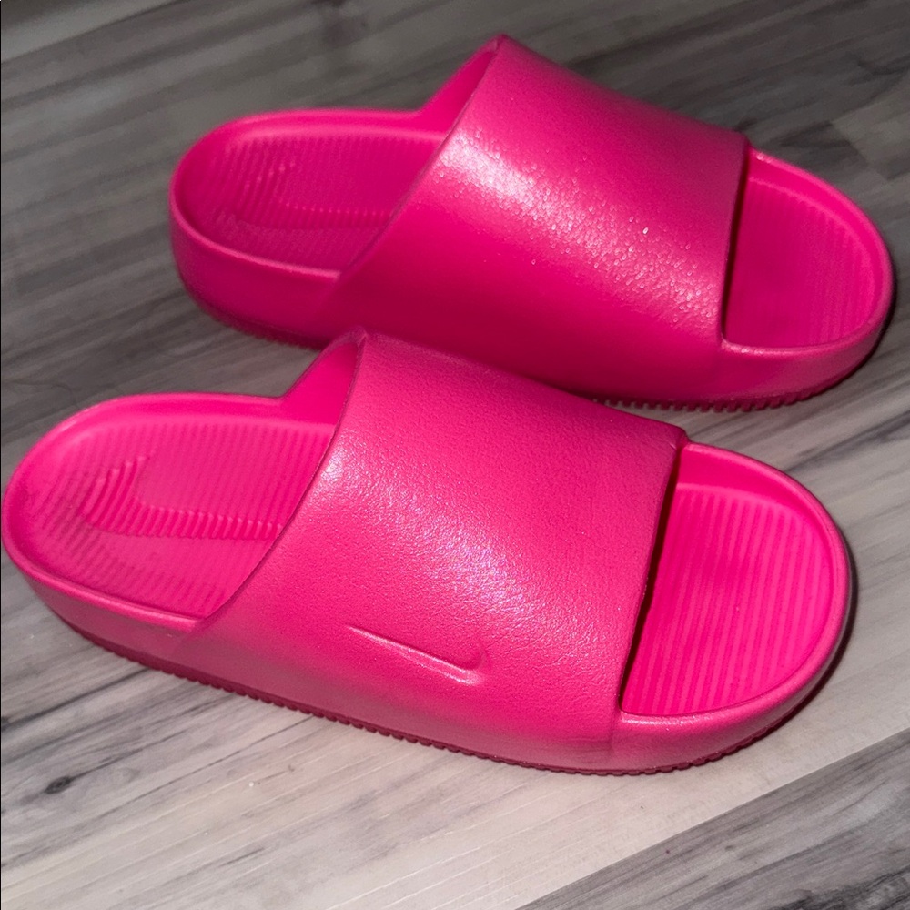 Nike Kids Bright Pink Slide Sandals